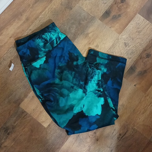 no label Pants - 🟢4/$15🟢 6oz (A29)  Athletic capris leggings